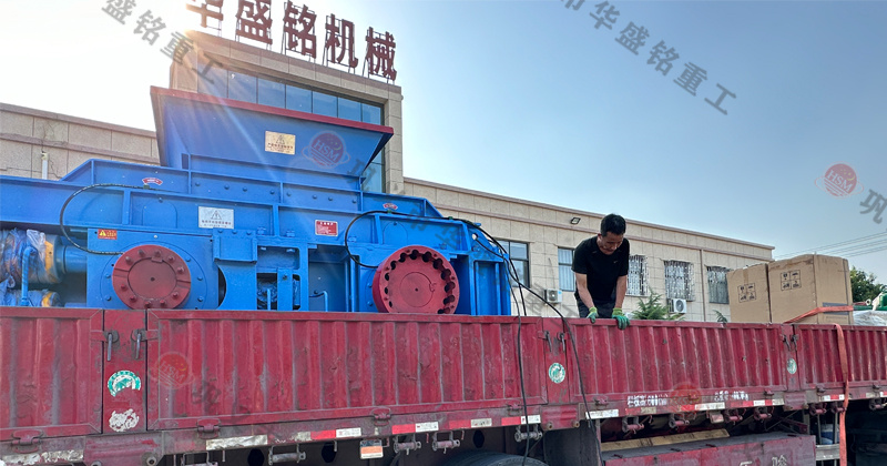 華盛銘廠家的對輥制砂機怎么樣？市場價一臺多少錢？